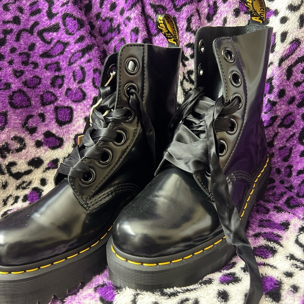 Dr. Martens